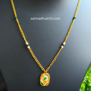 Tulip Pendent Chain Cream