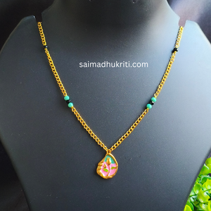 Tulip Pendent Chain Green & Pink