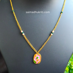 Tulip Pendent Chain Pink