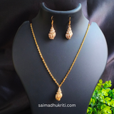 Shell Pendent Set