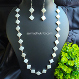Diamond Shaped Shell Pearl Necklace